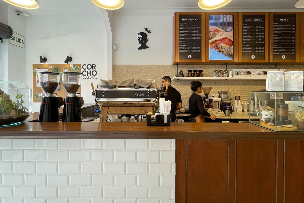 Barranco Cafe / Coleccionista coffee gallery